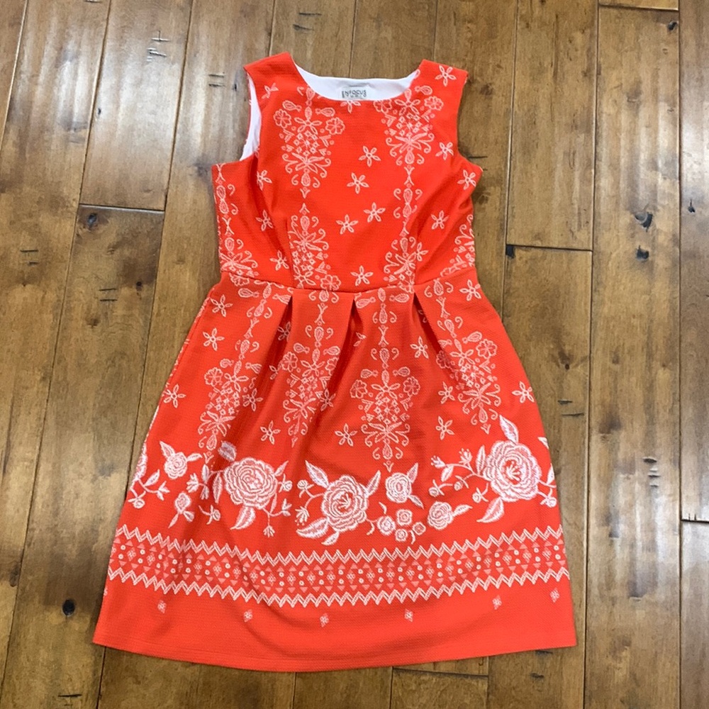 ORANGE AND WHITE FLORAL DESIGN DRESS